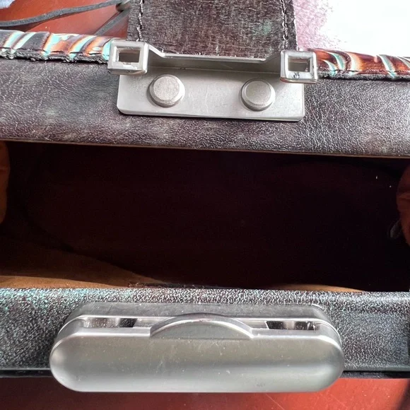 Patricia Nash Turquoise Framed Gracchi Tooled Burnt Leather Crossbody Set - Picture 14 of 16